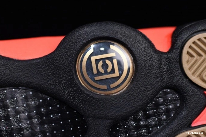 x Infrared Jordan 13 AT3102-006 Air Low Clot Black 0915